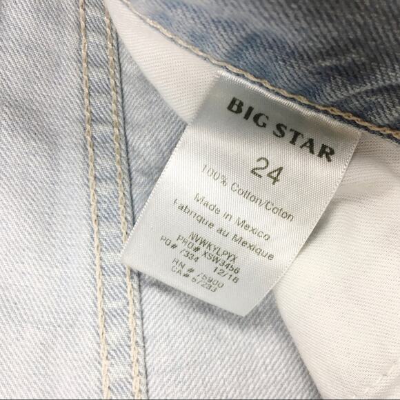 Big Star Kyle Boyfriend Destroyed Distressed Shorts Light Wash Size 24 - Picture 7 of 8